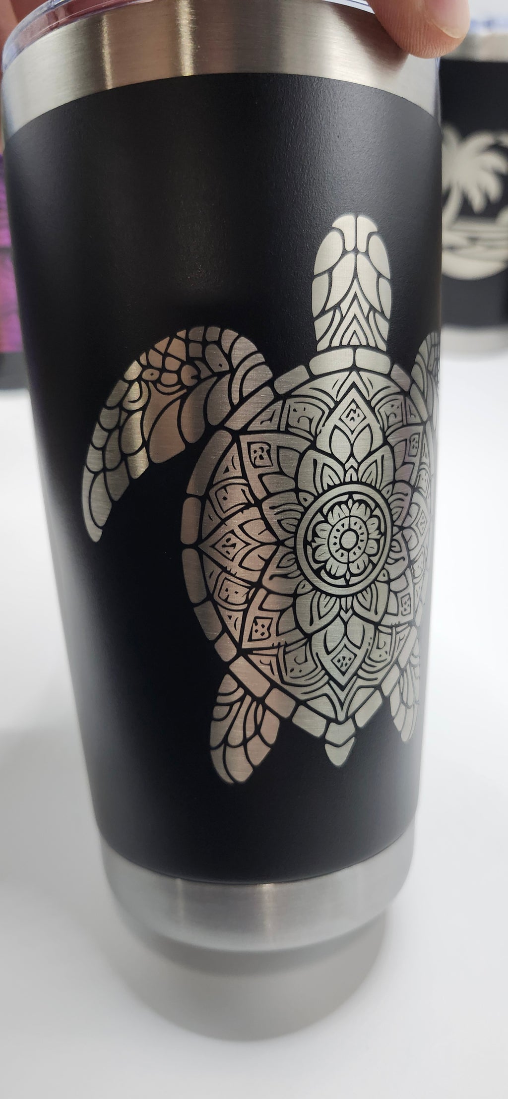 Sea Turtle matte black 20oz tumber