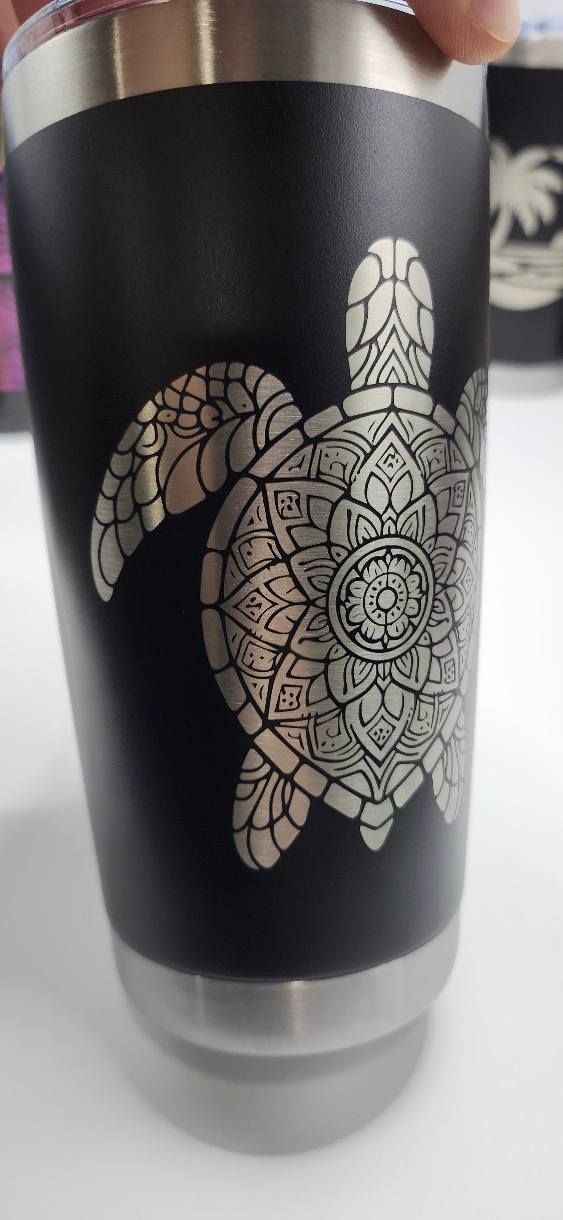 Sea Turtle matte black 20oz tumber